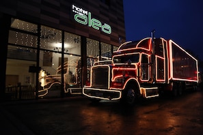 Fassade der Unterkunft – Abend/Nacht