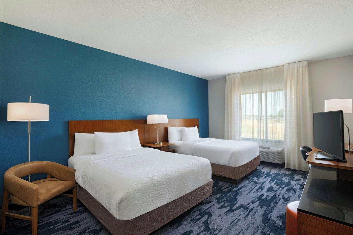 Room, 2 Queen Beds, Non Smoking | In-room safe, desk, iron/ironing board, free cribs/infant beds