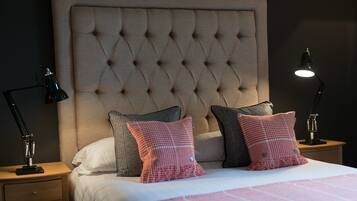 Standard Double Room, 1 Double Bed | Desk, laptop workspace, iron/ironing board, free WiFi