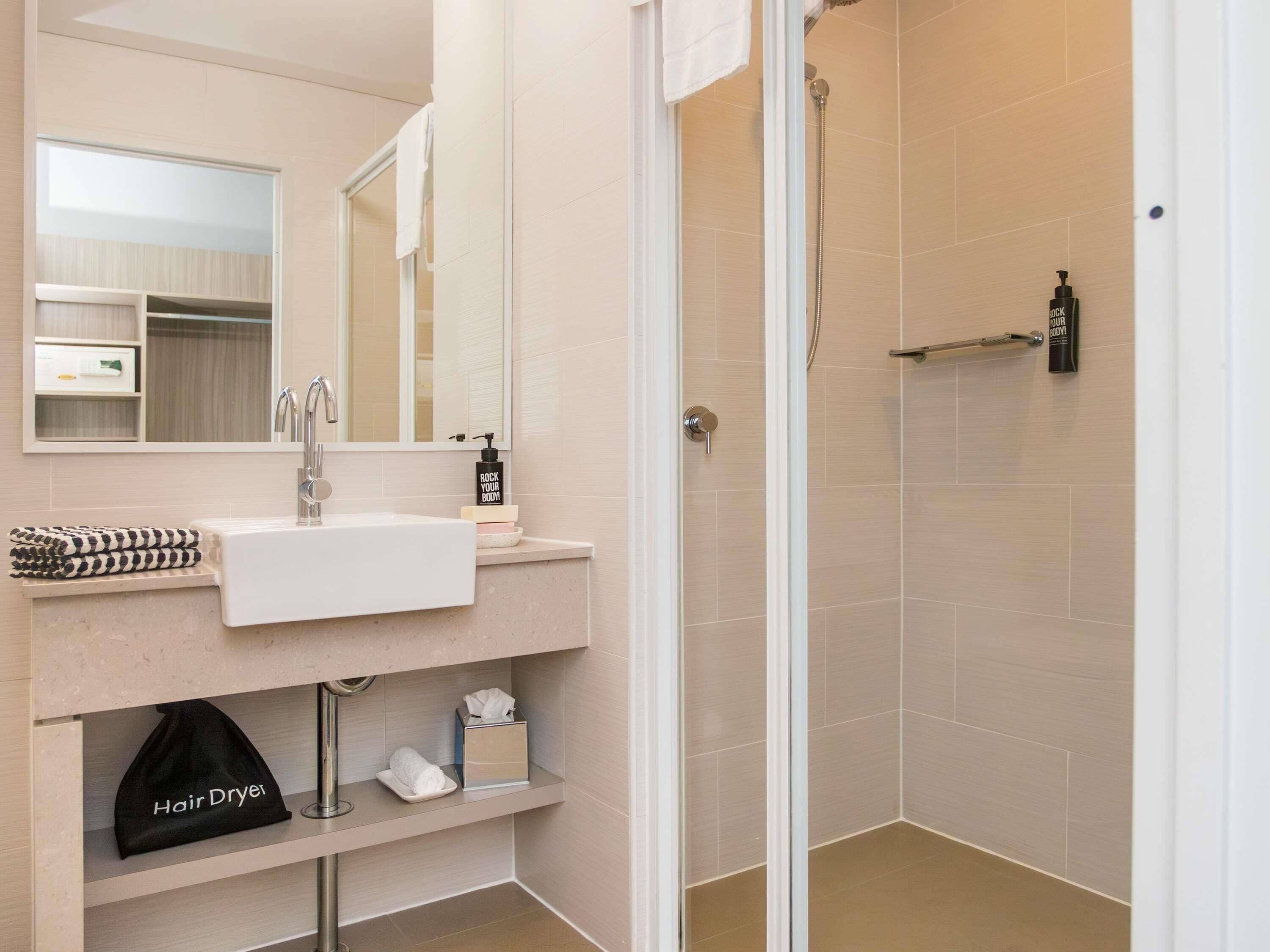 Photo - Ibis Styles The Entrance