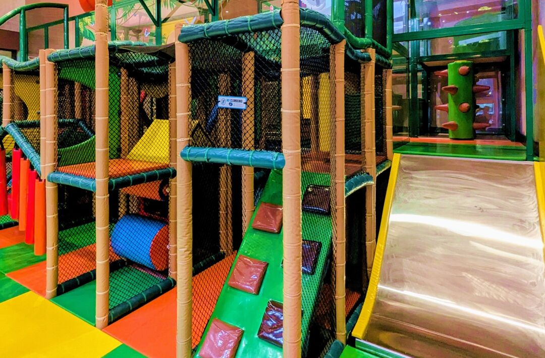 children’s play area – indoor