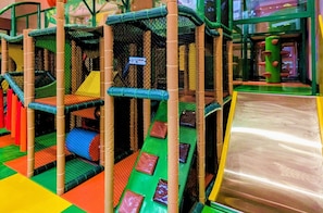 Children's play area - indoor - ibis Styles The Entrance (Long Jetty)