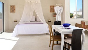 Miro- Penthouse | Escritorio, cortinas blackout, wifi gratis y ropa de cama