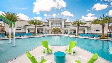 Iron/ironing board, free WiFi