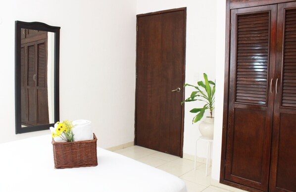 Junior Studio, 1 Queen Bed | Premium bedding, desk, laptop workspace, free WiFi - Hotel Nadet Suites (Tulum)