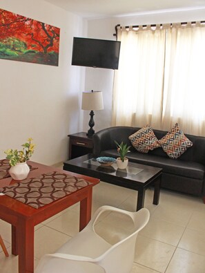 Suite estudio estándar, 1 cama de matrimonio | Sala de estar