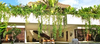 Nyaman Villas