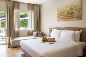 Premium Wooden Double Room | Minibar, in-room safe, blackout curtains, free WiFi - Minera Hot Springs Binh Chau (Ho Chi Minh City)
