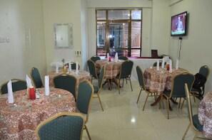 Breakfast area - Sawe Hotel (Dar es Salaam)