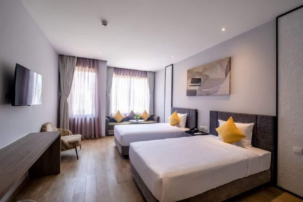 1 bedroom, minibar, in-room safe, desk