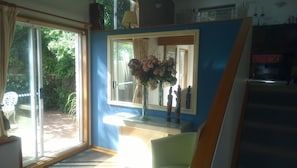 Interior entrance - Linley House (Linley Point)