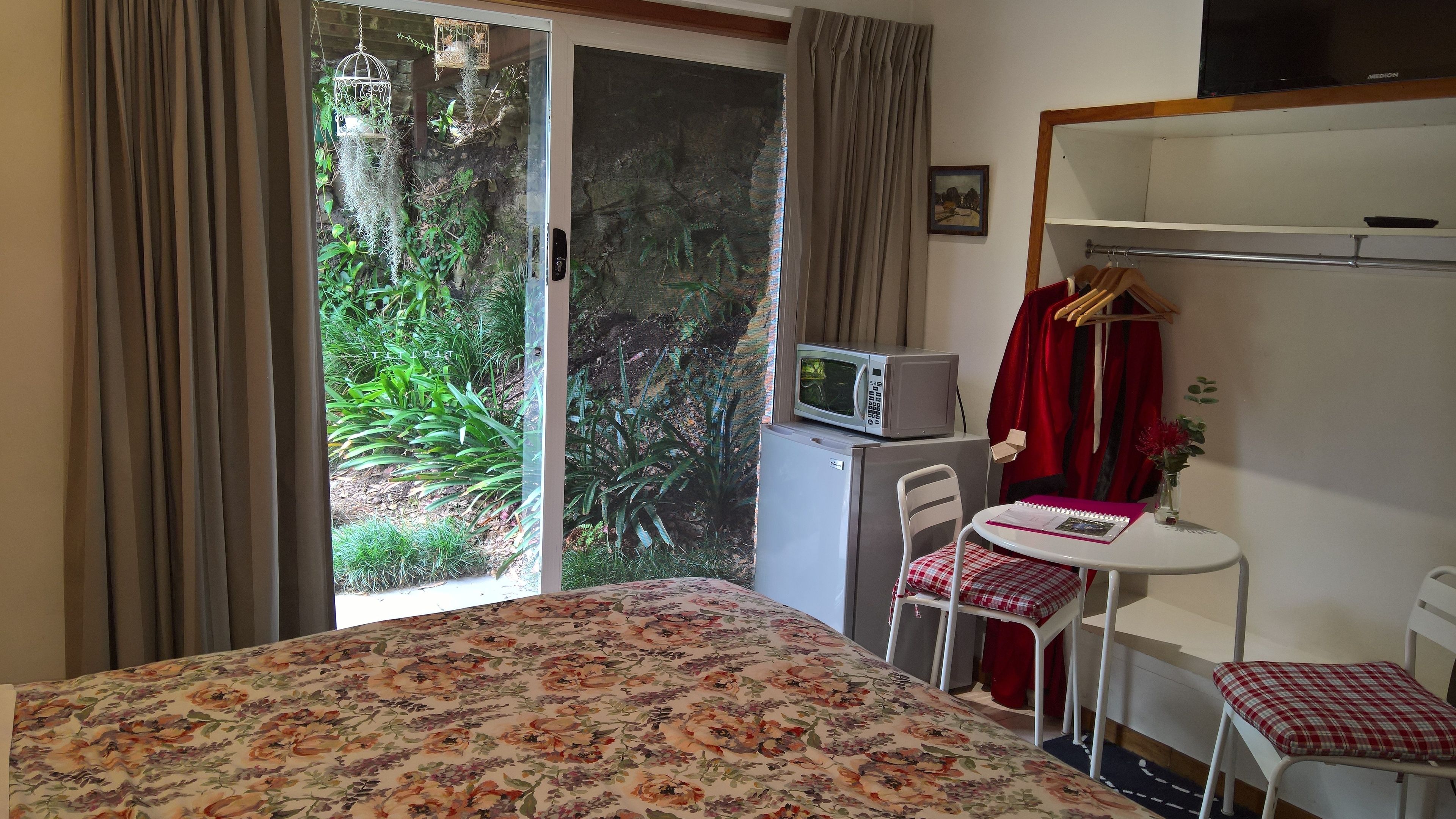 Photo - Linley House