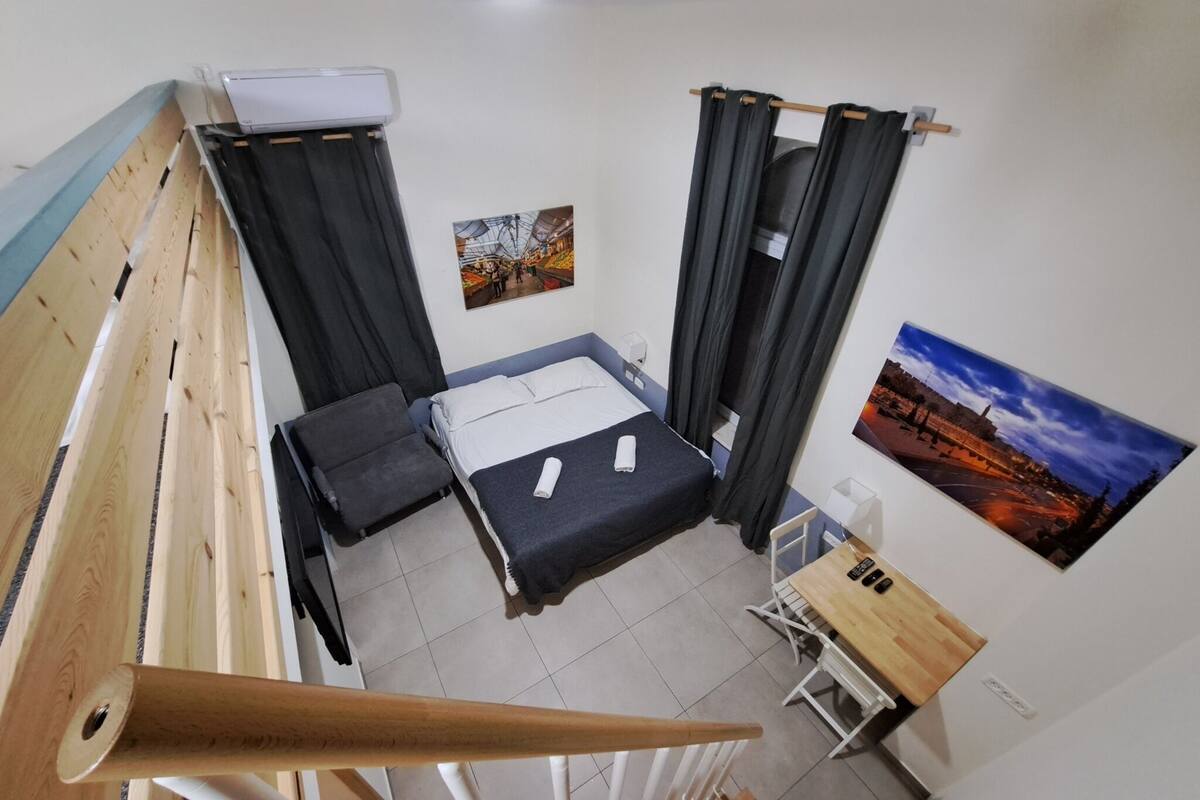 Moriya Room 2 | Setrika/meja setrika, Wi-Fi gratis, dan seprai linen