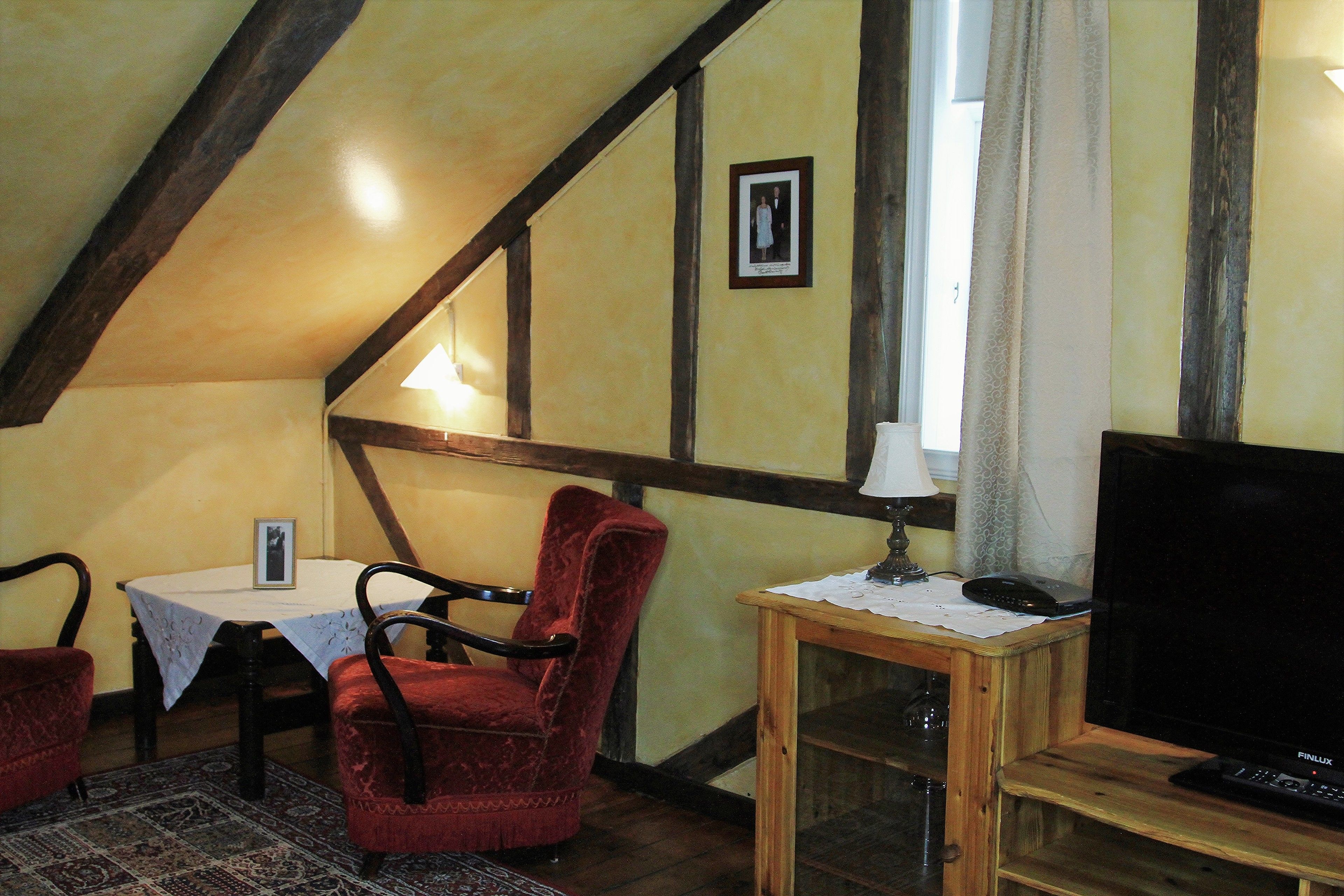 deluxe double room | 1 bedroom, desk, blackout curtains, free cots/infant beds