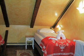 Deluxe Double Room | Bar mini, meja, langsir/tirai gelap terus, katil bayi/kot (percuma) 