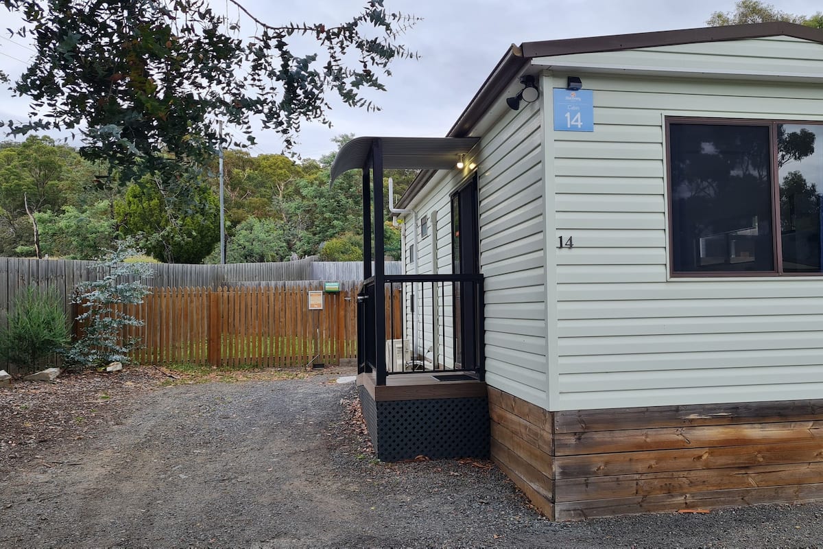 Economy huisje (Pet Friendly) | Terras