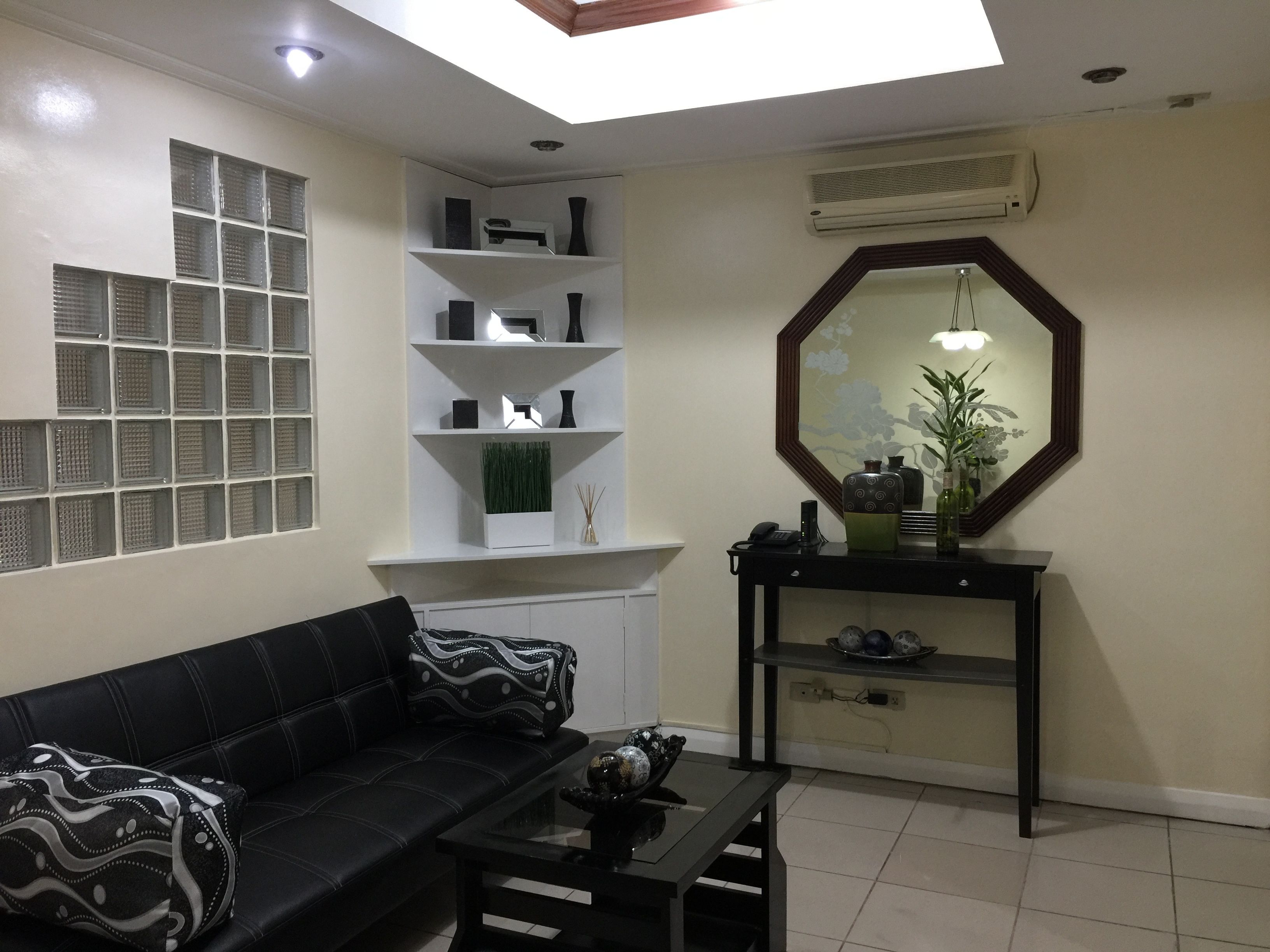 living area | lcd tv