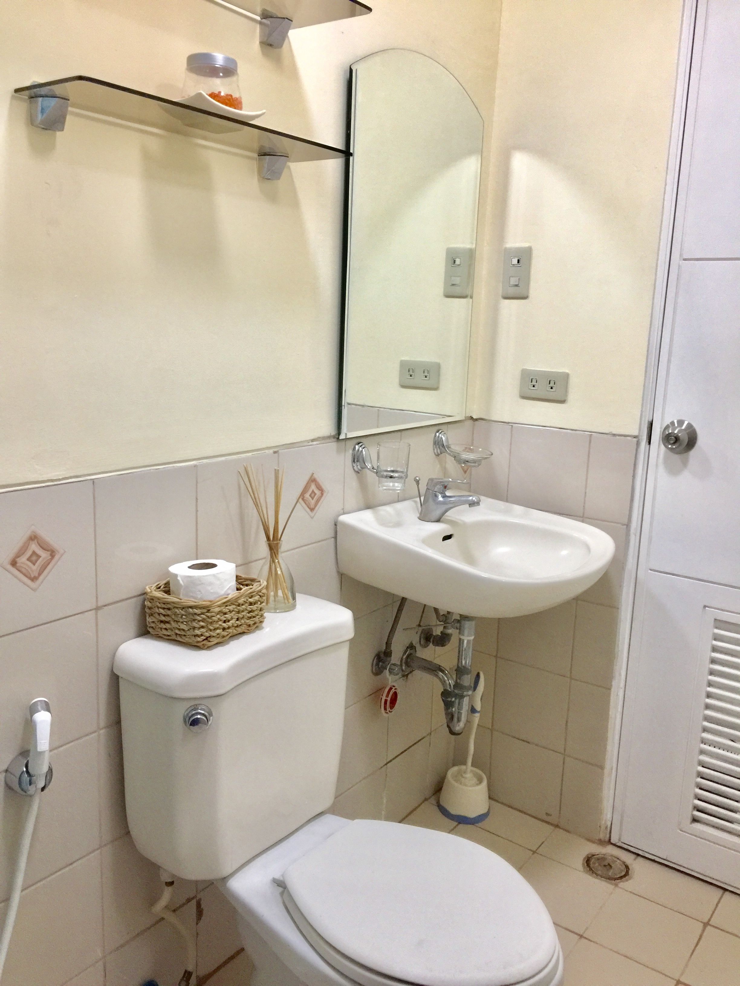 bathroom | shower, free toiletries, hair dryer, bidet