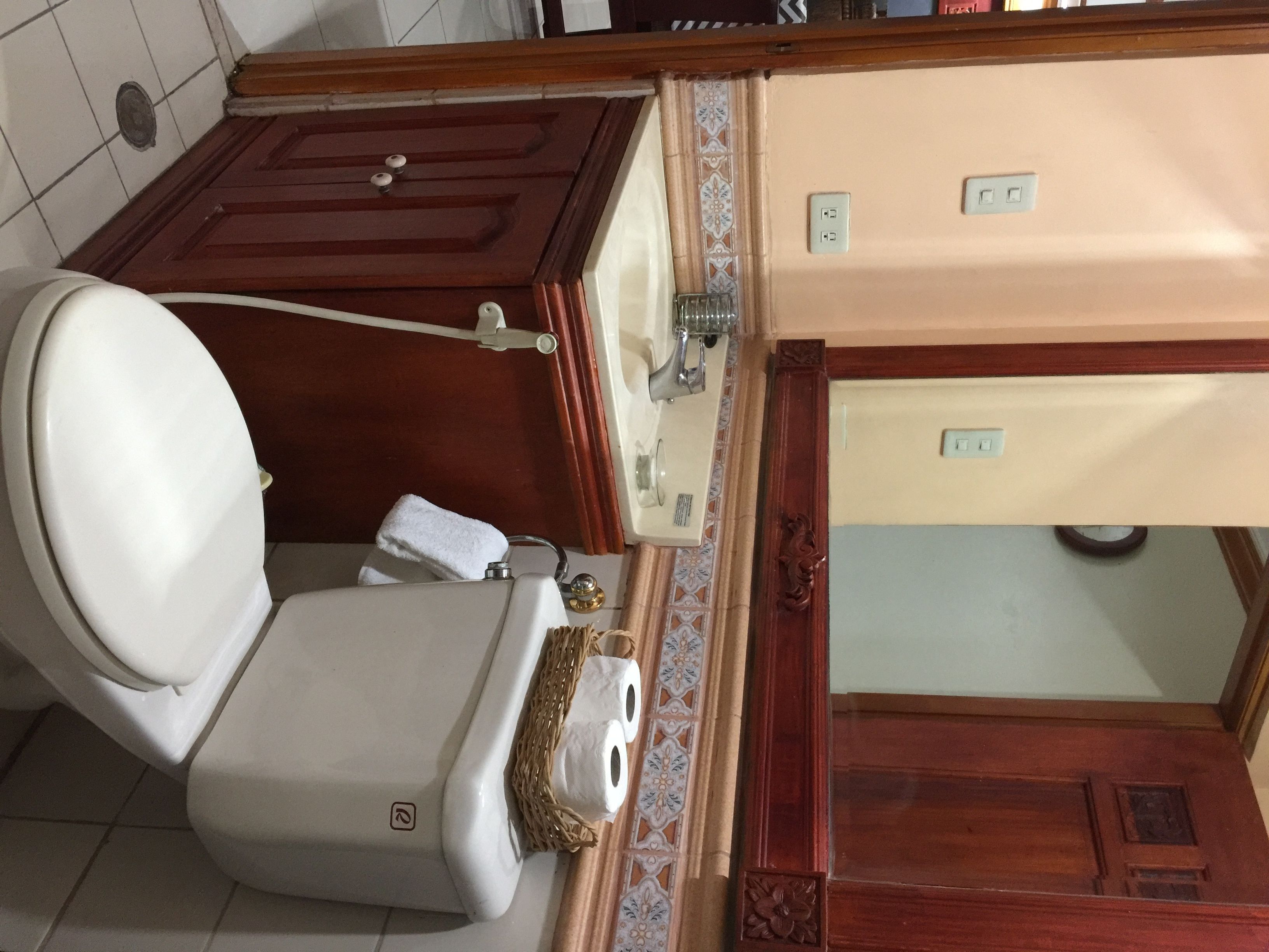 comfort condo, 1 bedroom | bathroom sink