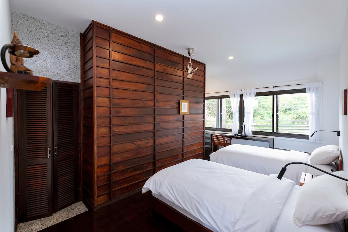 superior twin room | 1 bedroom, premium bedding, pillow-top beds, minibar