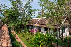 時尚套房, 1 張特大雙人床, 花園景 | 園景