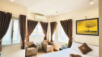 Superior Double Room | Minibar, in-room safe, desk, soundproofing