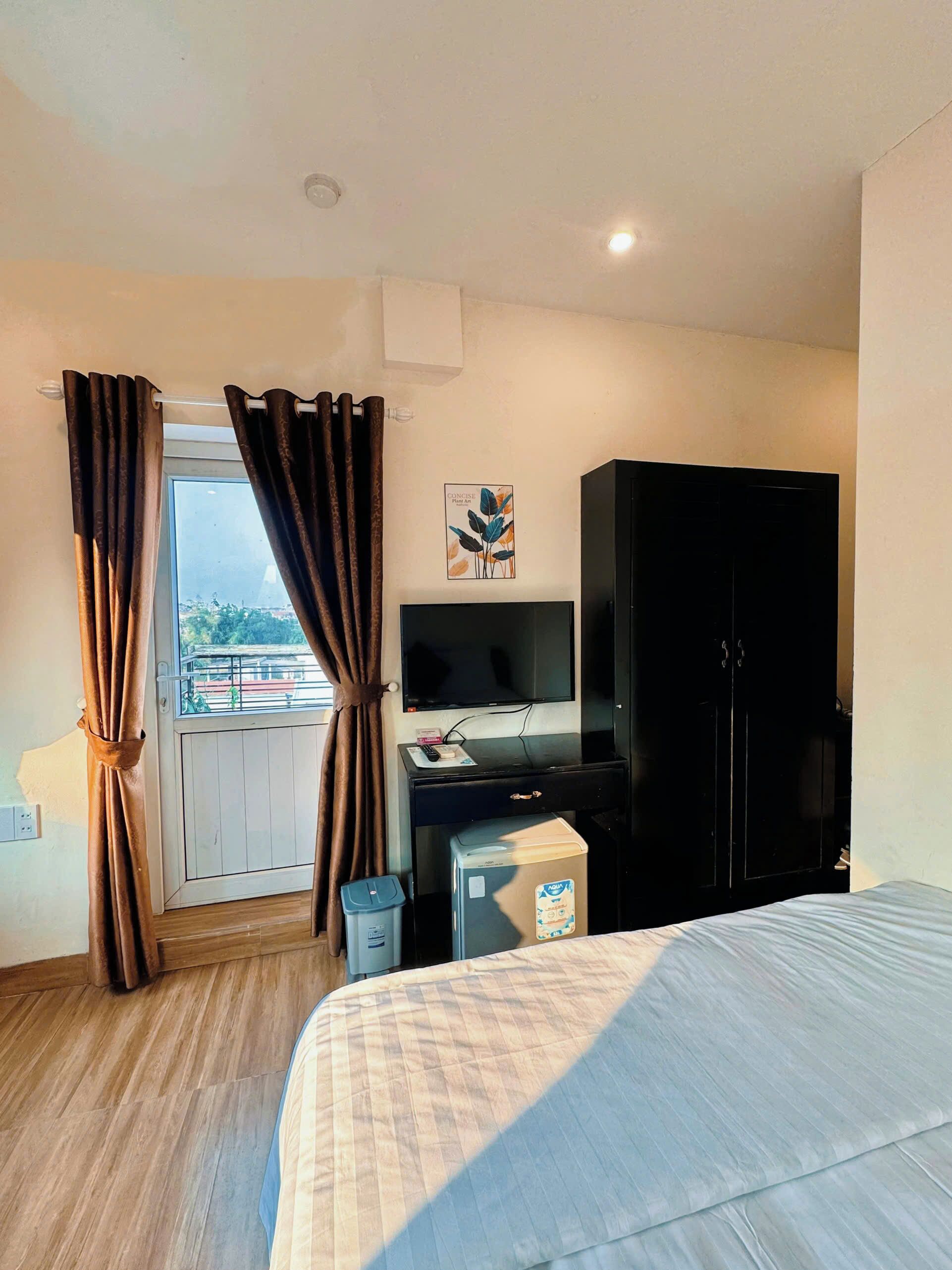superior double room | minibar, in-room safe, desk, soundproofing