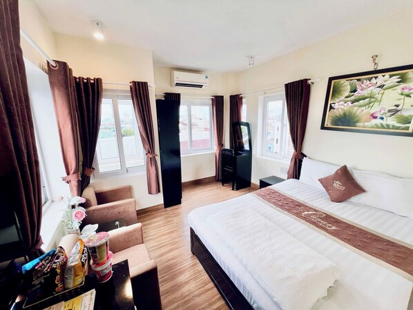 Superior Double Room | Minibar, in-room safe, desk, soundproofing