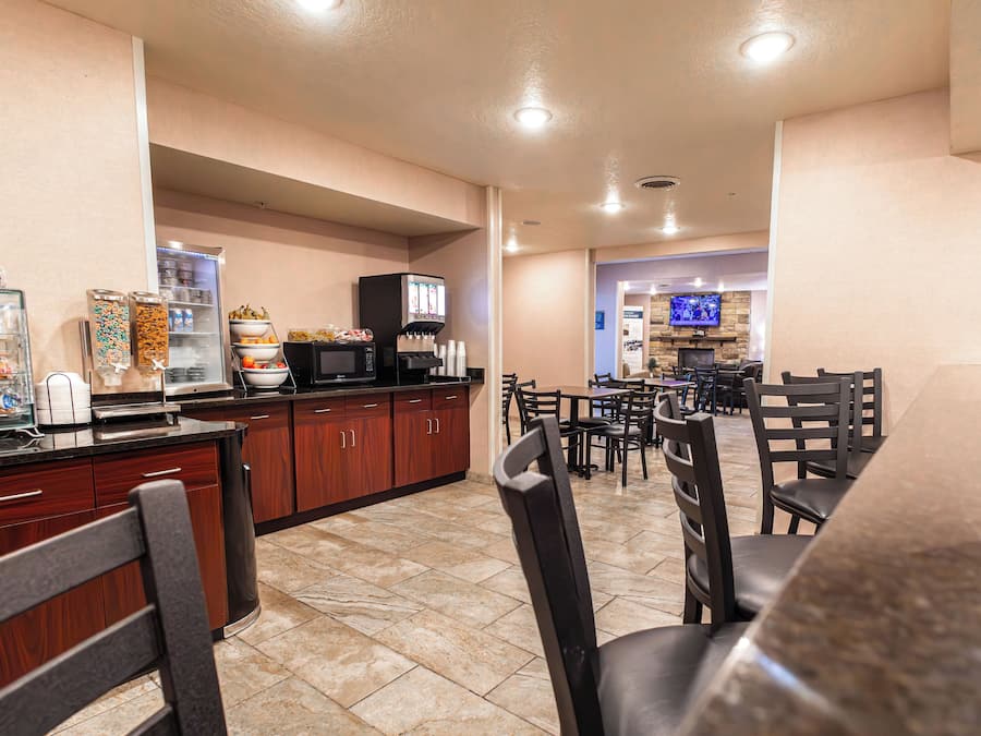 Bao gồm bữa sáng buffet hàng ngày