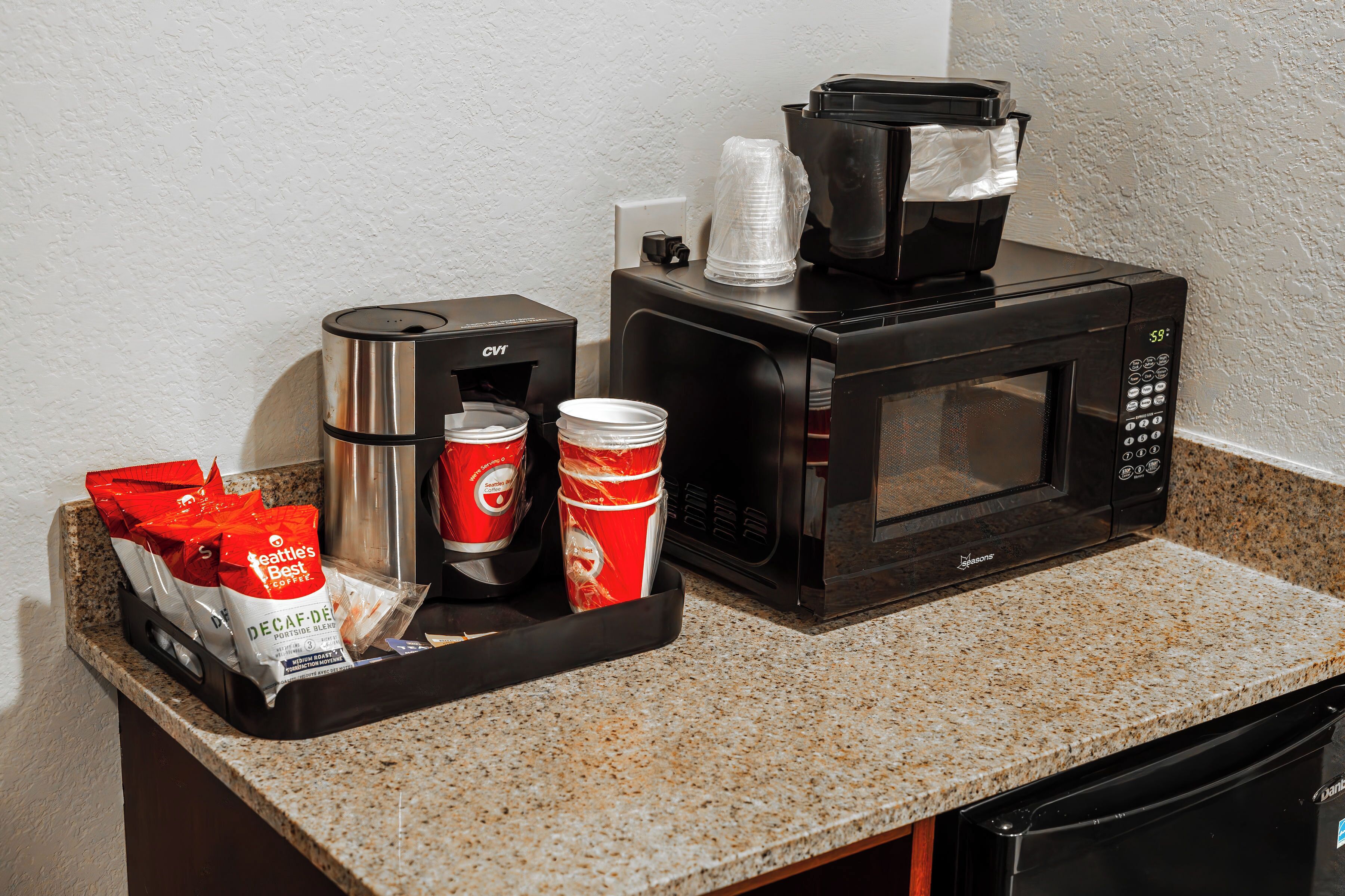 room, 1 king bed, non smoking | desk, laptop workspace, blackout curtains, iron/ironing board