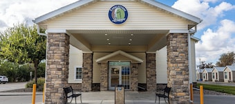 Cobblestone Inn & Suites – Big Lake