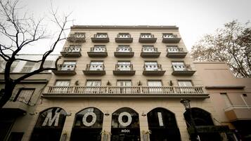 Fachada de la propiedad