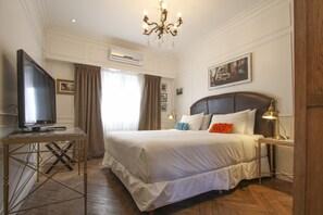 Deluxe Penthouse | Premium bedding, down comforters, pillowtop beds, minibar - Hotel Clasico (Buenos Aires)