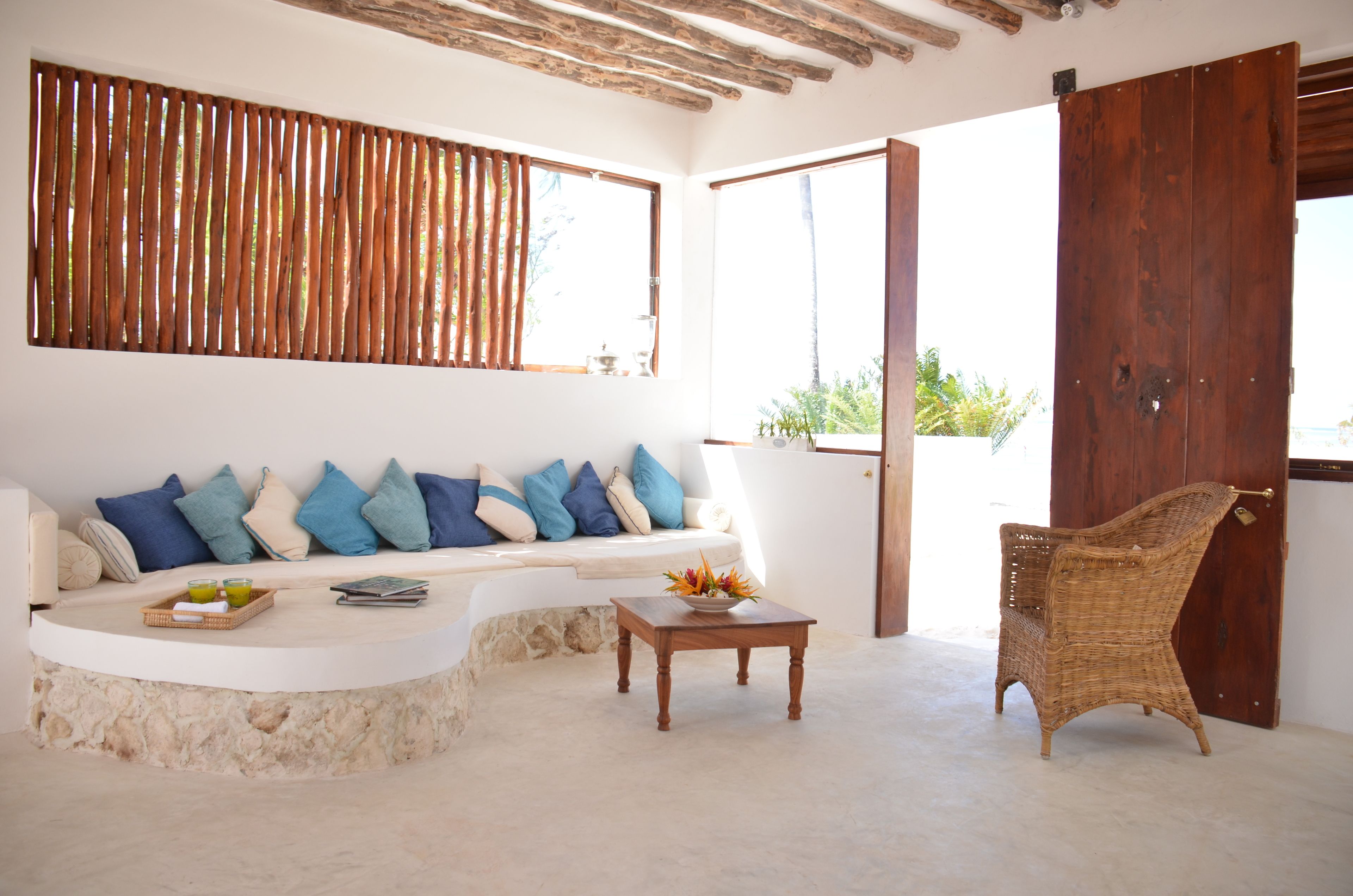 Bungalow, 1 Bedroom, Ocean View | Living area