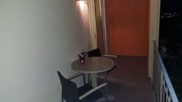 Exclusive Room, 2 Queen Beds | Terrace/patio
