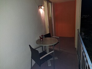 Exclusive Room, 2 Queen Beds | Terrace/patio - Sandpiper Springs Spa & Retreat (Desert Hot Springs)