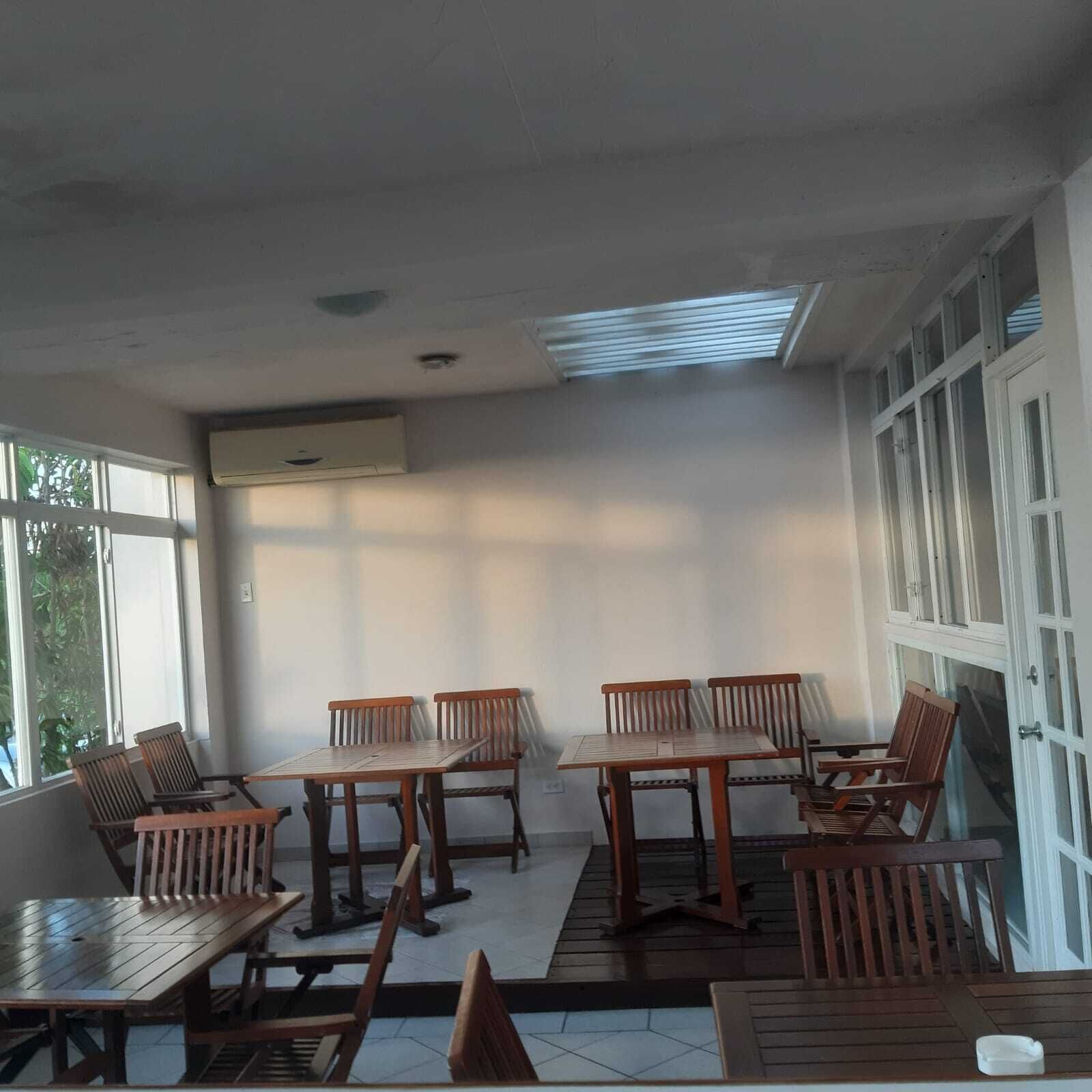 daily continental breakfast (usd 15.00 per person)