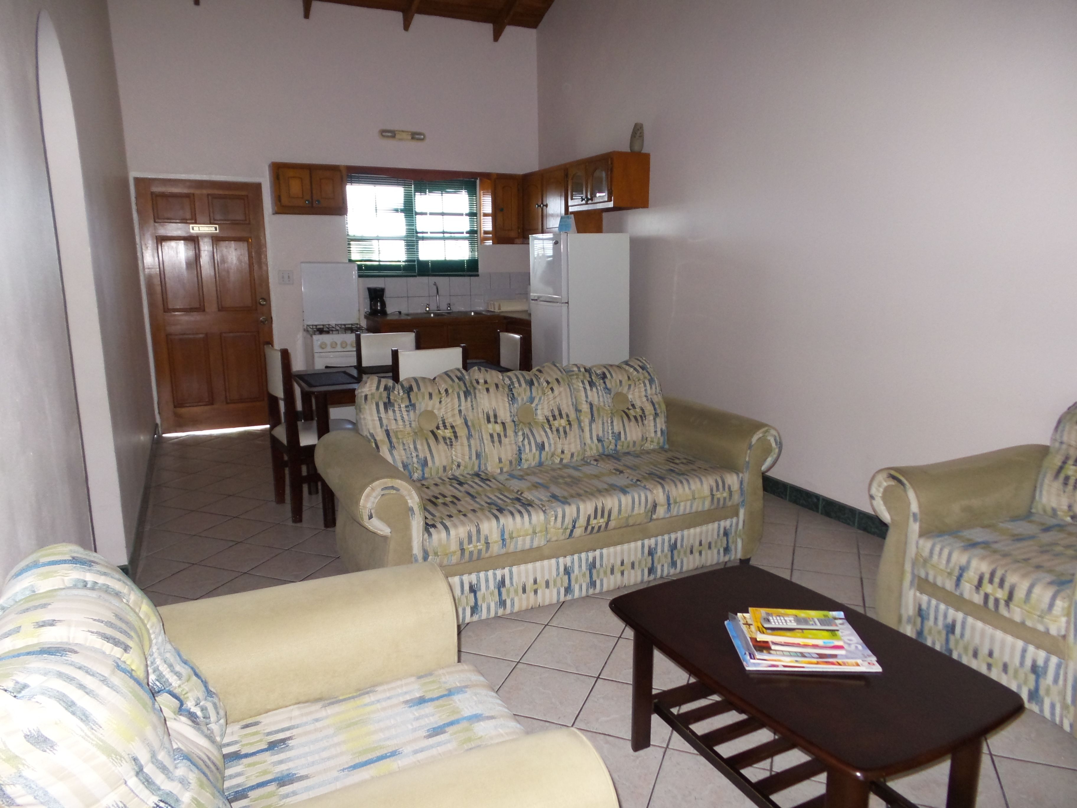 Caribbean Inn & Suites