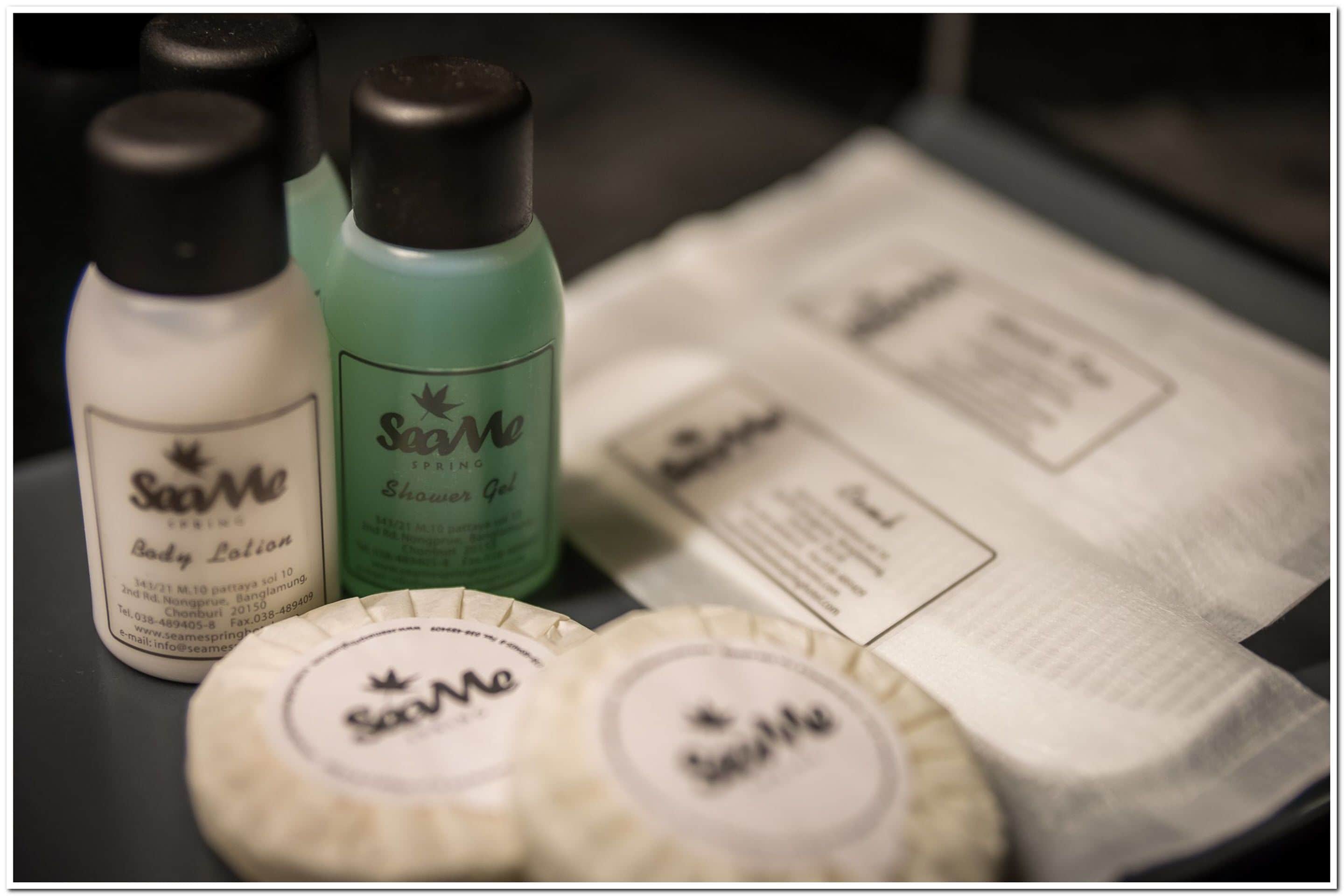 separate bathtub and shower, deep-soaking bathtub, free toiletries