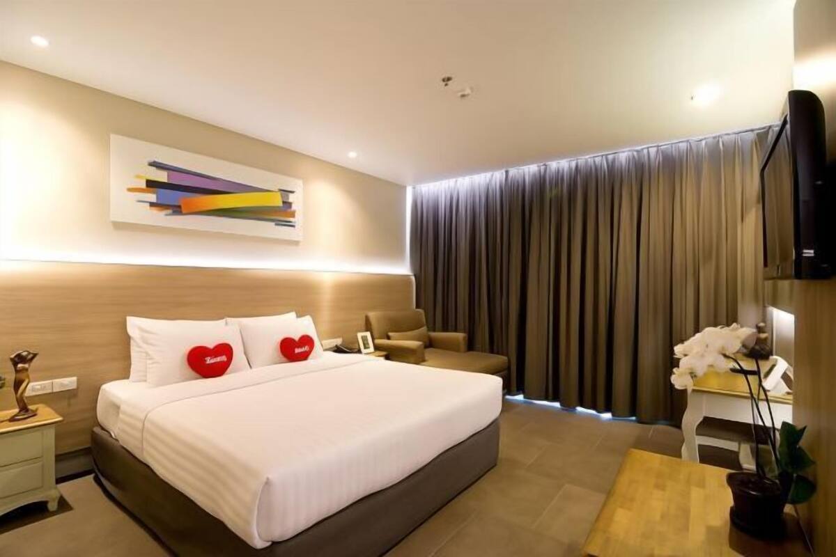 Minibar, coffre-fort, bureau, accès au Wi-Fi (inclus)