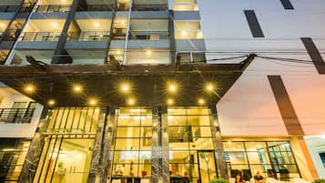 Front of property - evening/night