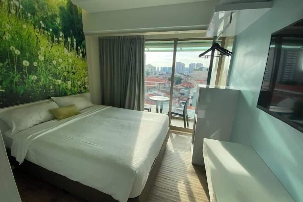In-room safe, desk, iron/ironing board, free WiFi