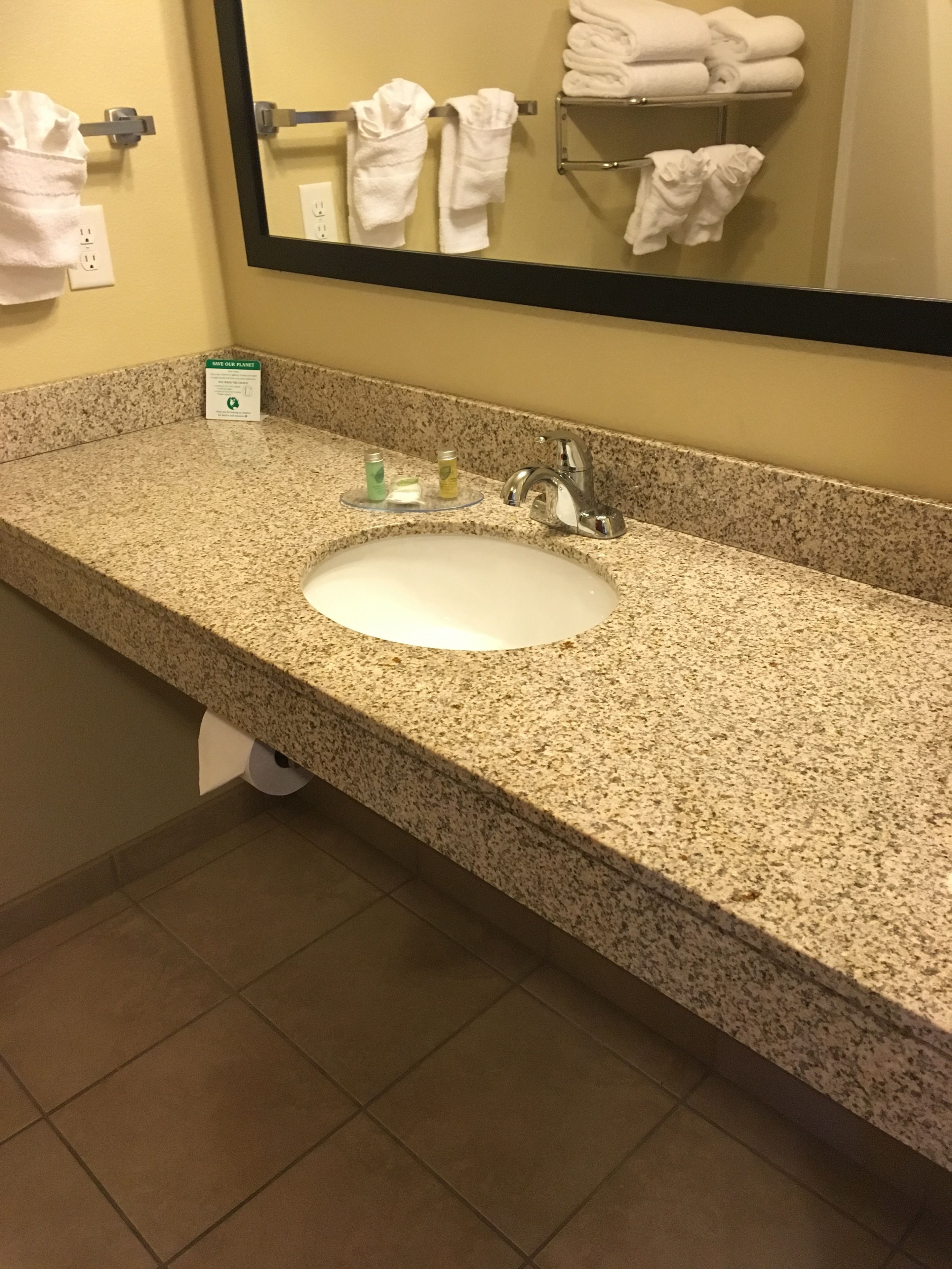 standard room, 2 queen beds, non smoking | bathroom | combined shower/bathtub, free toiletries, hair dryer, towels