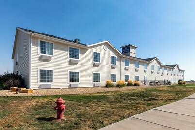 Cobblestone Inn & Suites - Eaton