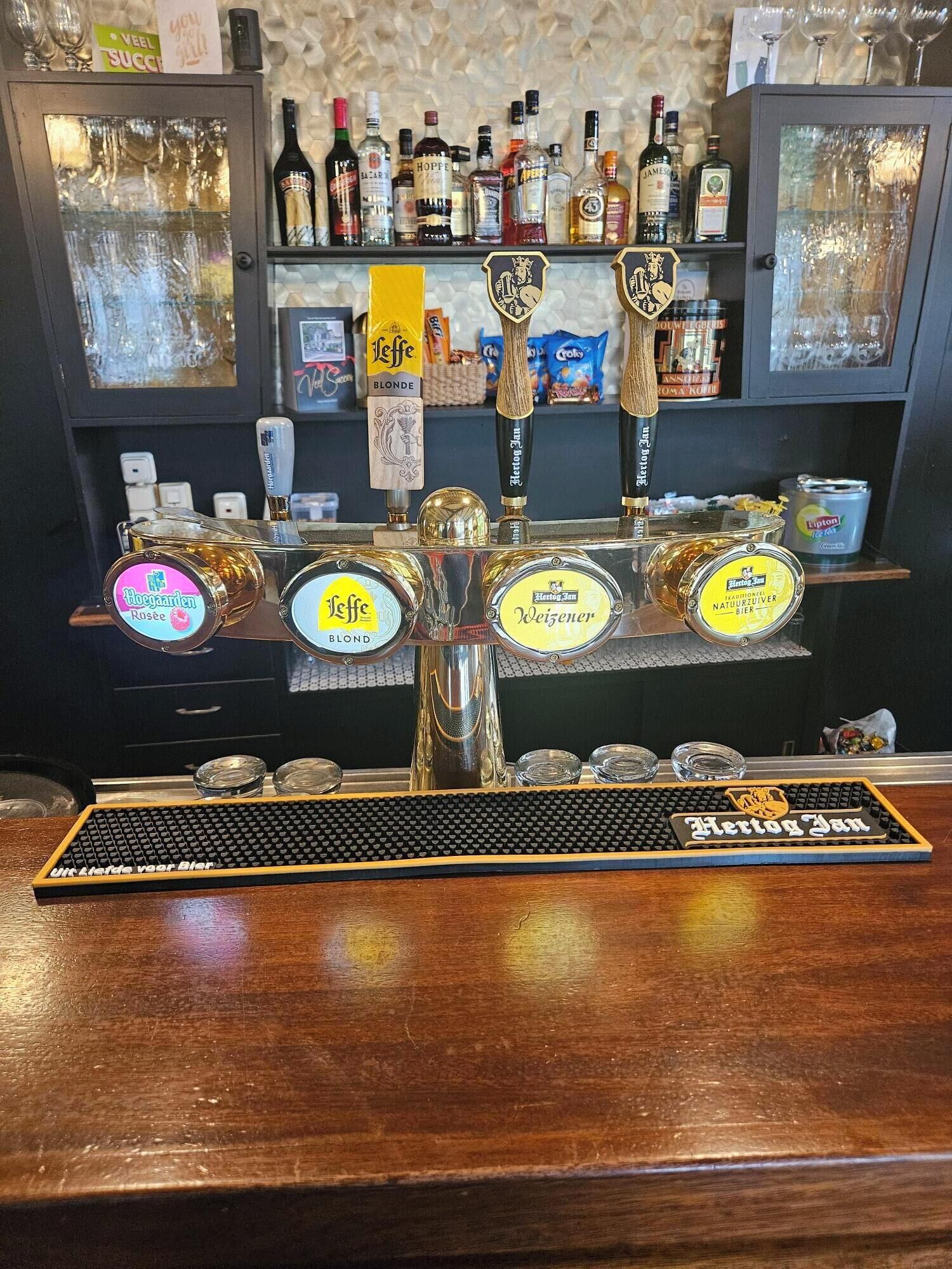 breakfast, lunch, dinner served; local cuisine