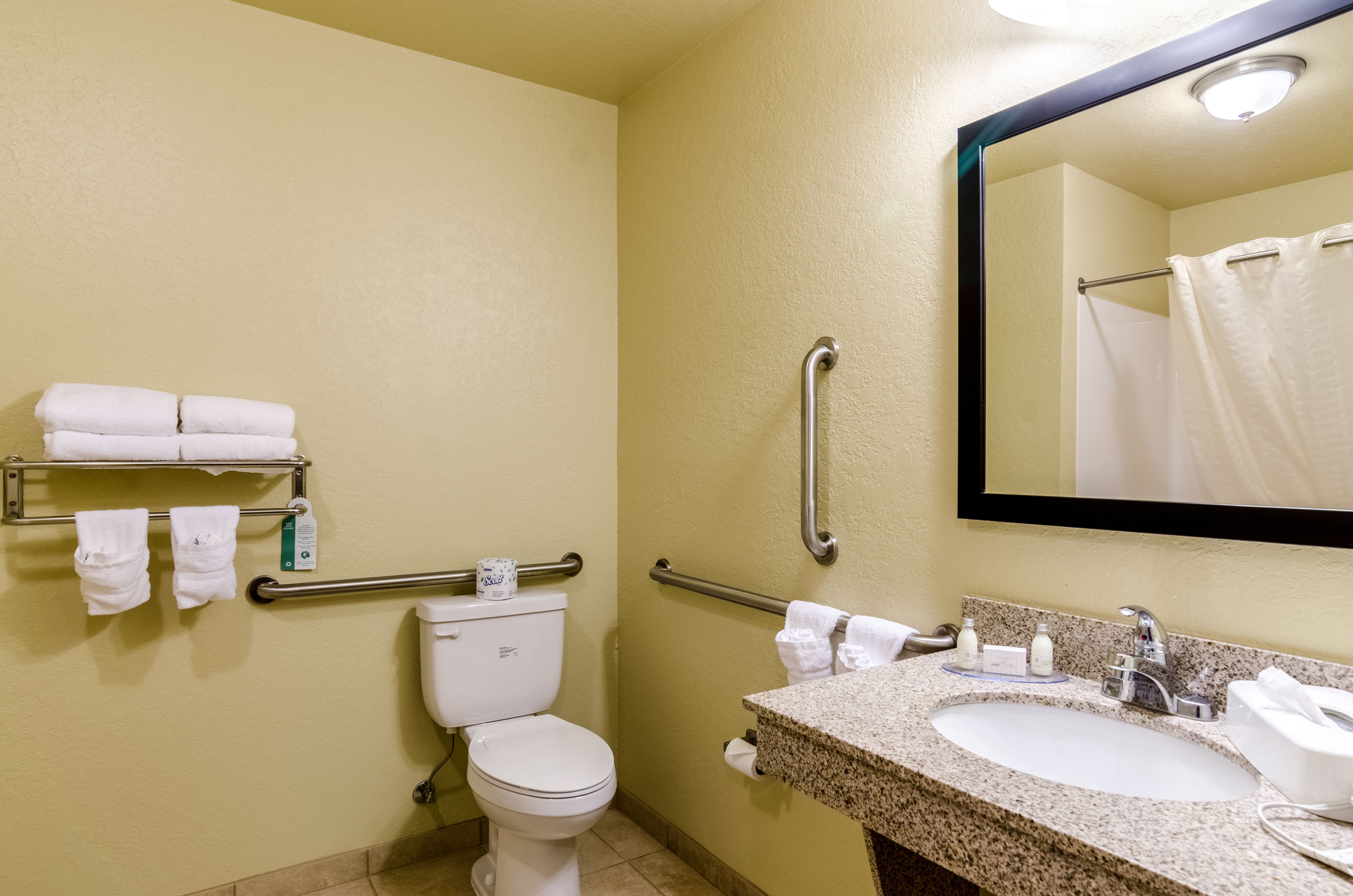 suite, multiple beds, accessible, non smoking | bathroom | combined shower/bathtub, hair dryer, towels