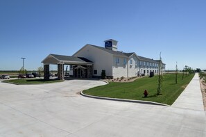 Exterior - Cobblestone Inn & Suites - Kersey (Kersey)