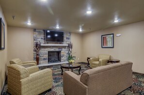 Lobby - Cobblestone Inn & Suites - Kersey (Kersey)
