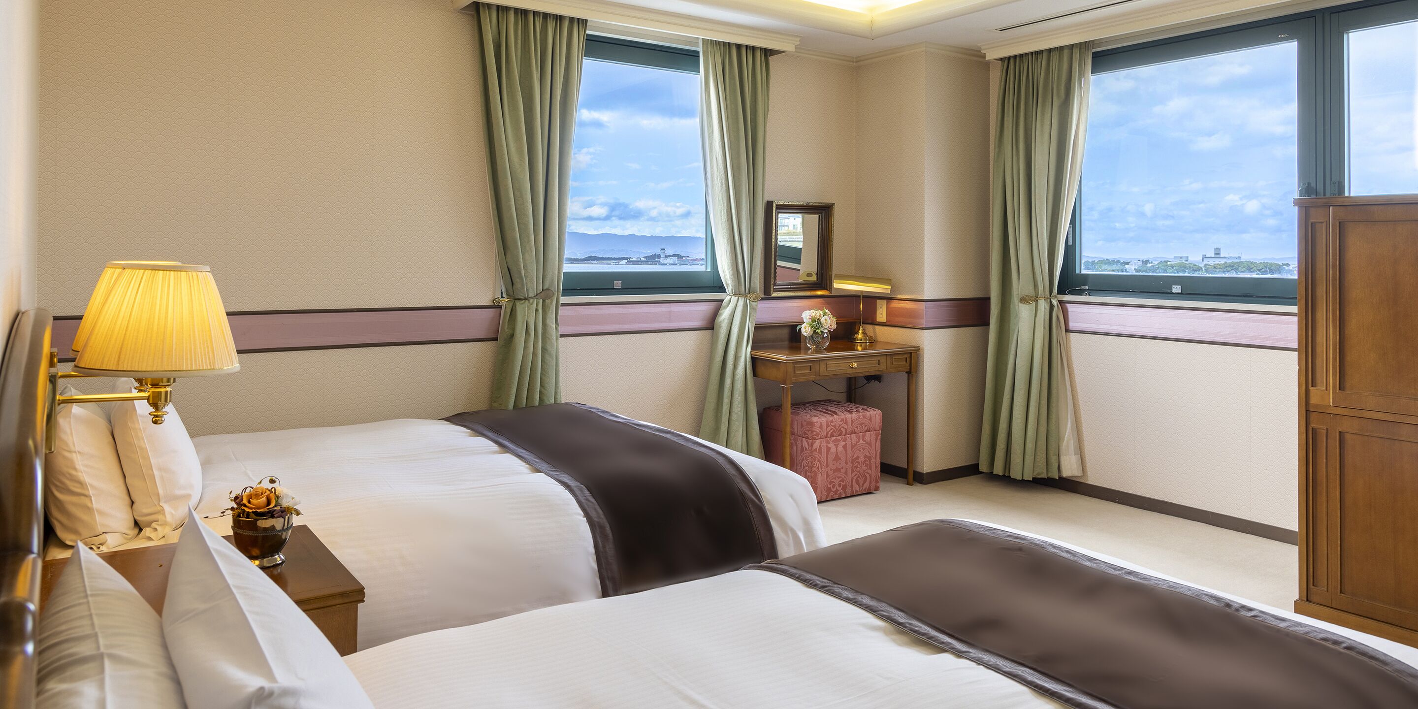 desk, iron/ironing board, free cots/infant beds, rollaway beds