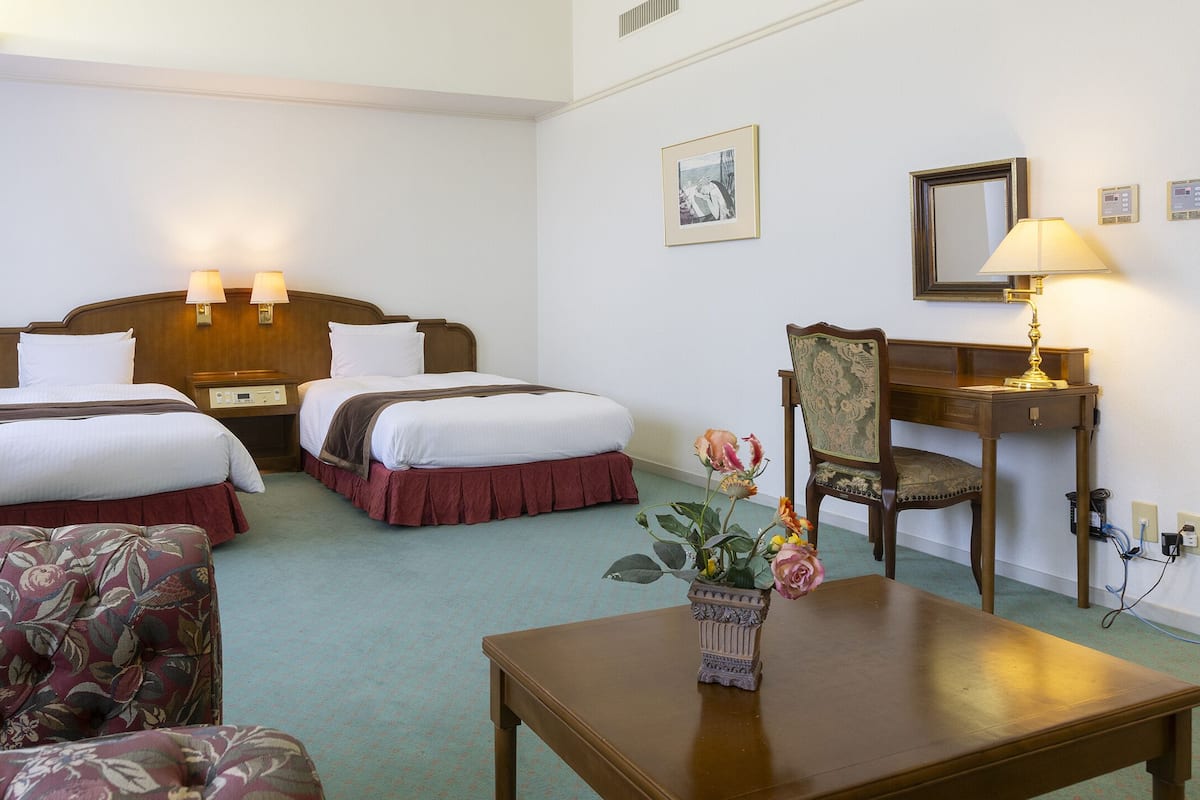 Economy Suite